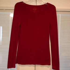 Old navy long sleeve tee
